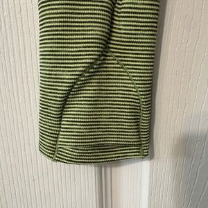 Lululemon Swiftly Tech Long Sleeve Shirt 2.0 *Race Length Faded Zap Stripe 4